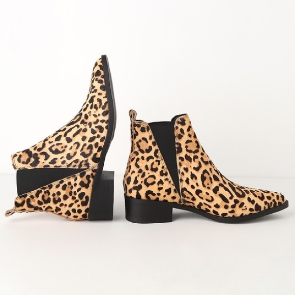 Steve Madden Shoes - NWT Steve Madden Jerry Leopard Chelsea Ankle Boot